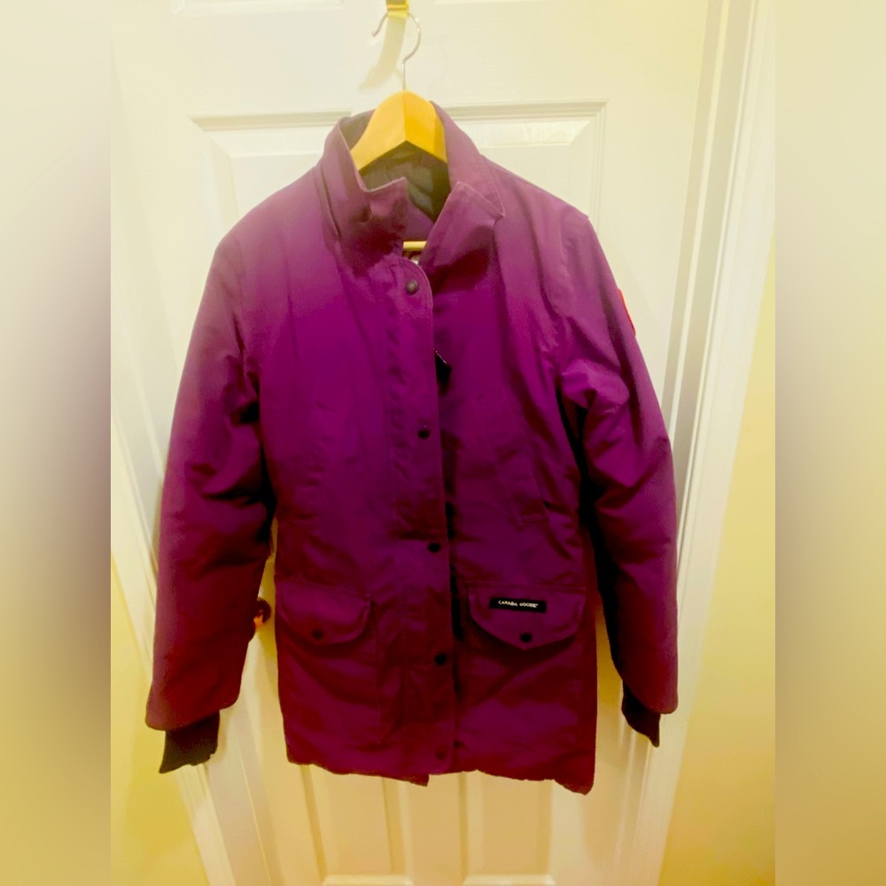 Authentic Kensington Canada Goose Jacket Small
